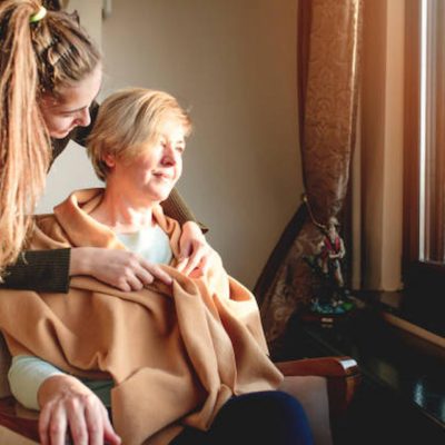 Is Choosing A Live-In Care Agency Can Really Help A Dementia Patient?